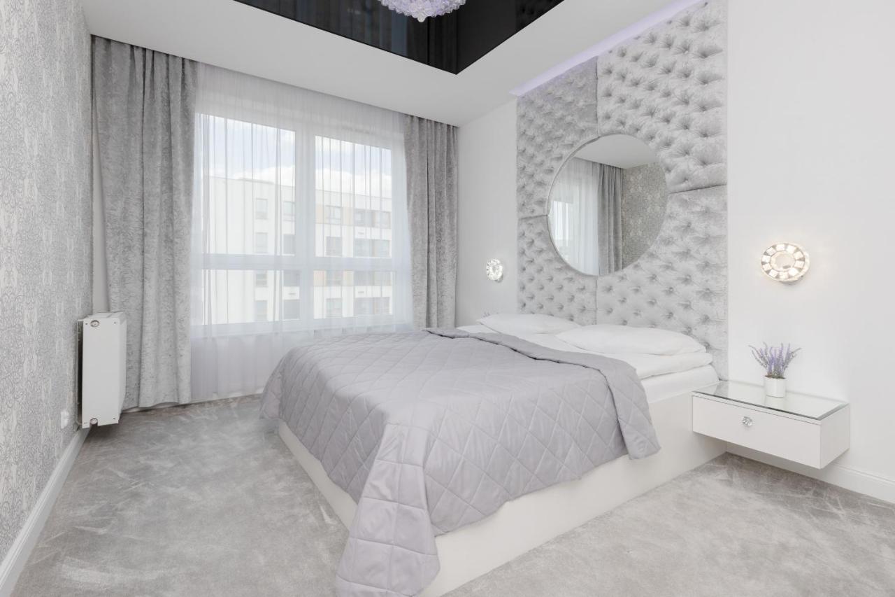 Elegant Apartments With Balcony & Parking Warsaw By Noclegi Renters Zewnętrze zdjęcie