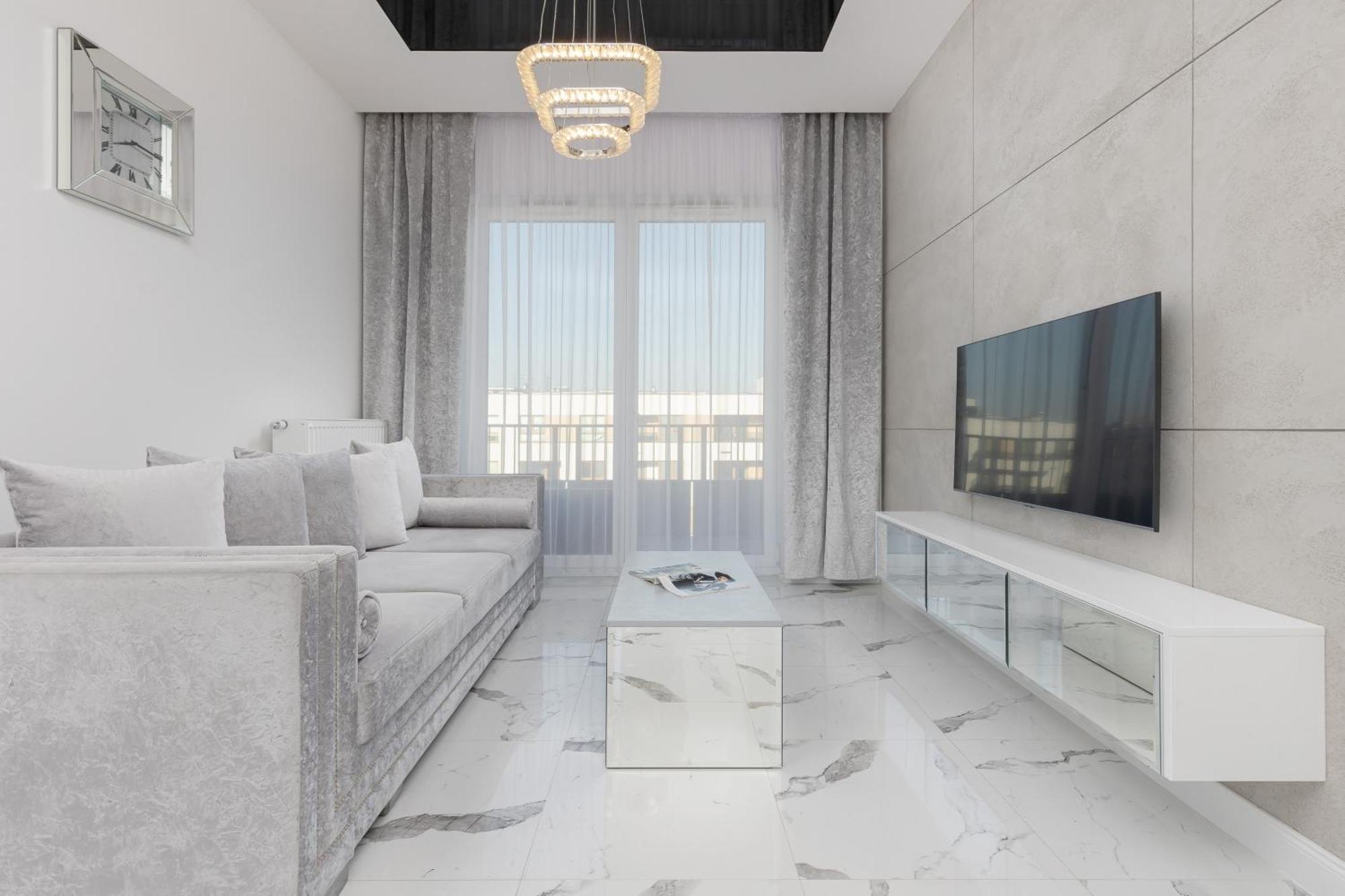 Elegant Apartments With Balcony & Parking Warsaw By Noclegi Renters Zewnętrze zdjęcie
