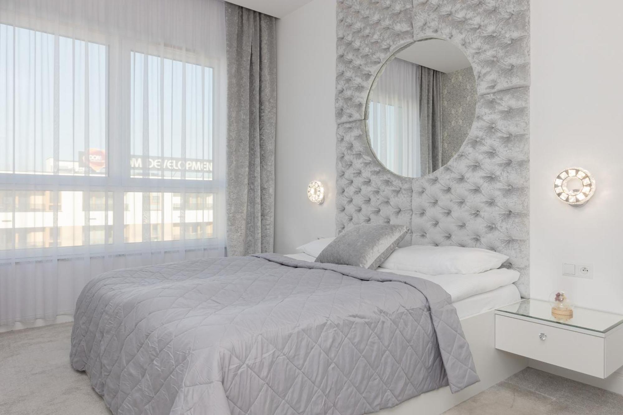 Elegant Apartments With Balcony & Parking Warsaw By Noclegi Renters Zewnętrze zdjęcie